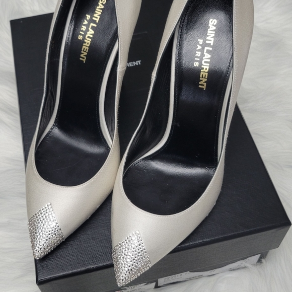 Saint Laurent Swarovski Crystal-embellished Satin run small - Picture 5 of 13